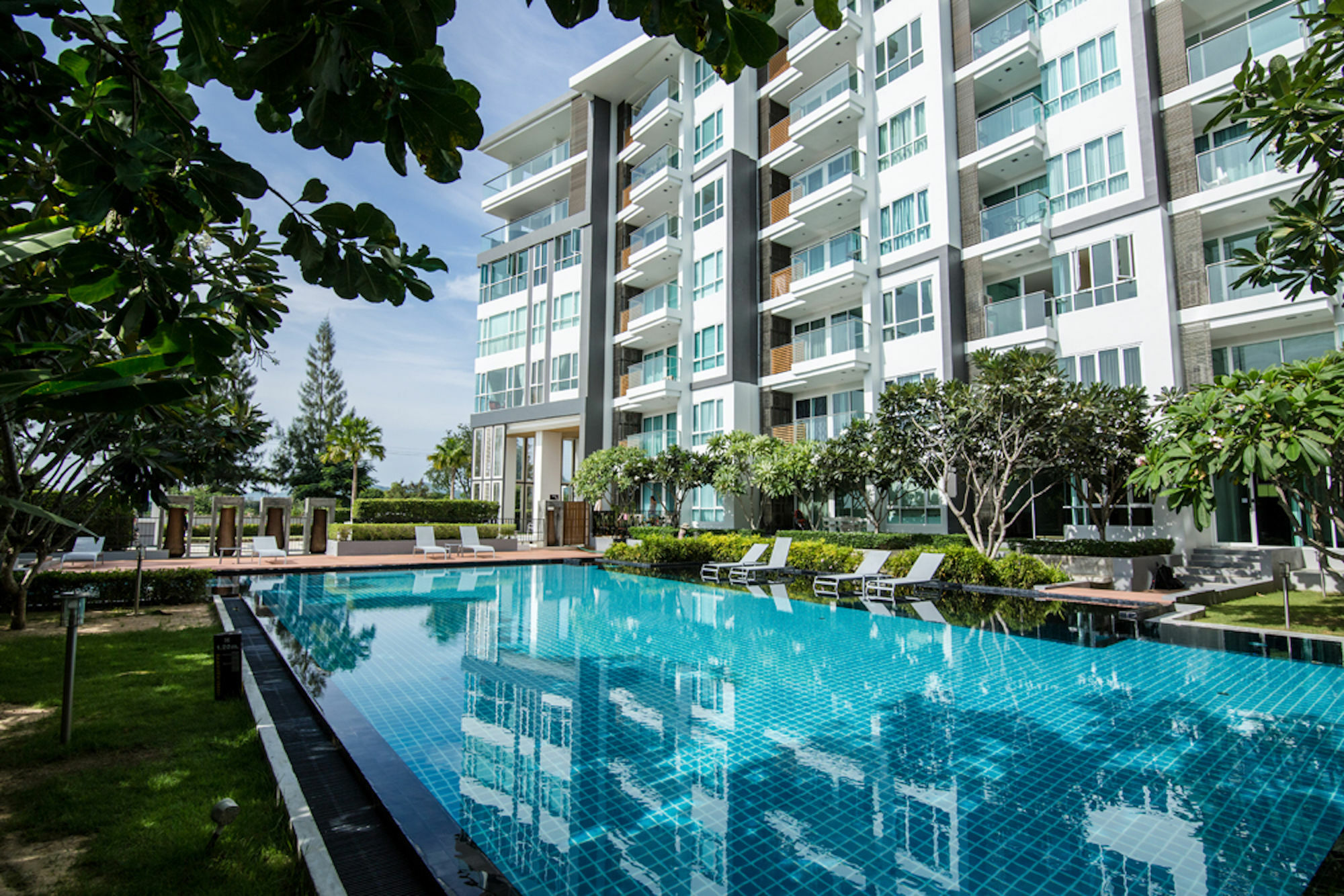 First Choice Grand Suites Sha Plus Extra Hua Hin Zewnętrze zdjęcie